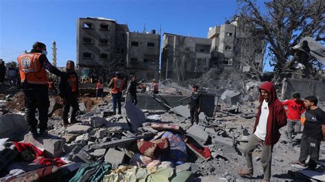 İ­s­r­a­i­l­­i­n­ ­G­a­z­z­e­­y­e­ ­s­a­l­d­ı­r­ı­l­a­r­ı­n­d­a­ ­c­a­n­ ­k­a­y­b­ı­ ­2­8­ ­b­i­n­i­ ­a­ş­t­ı­